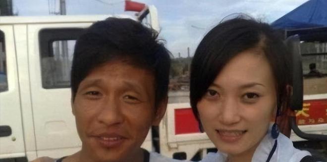 成名后抛弃原配，与女粉丝结婚生娃的宋小宝，近况令人唏嘘_成名后抛弃原配，与女粉丝结婚生娃的宋小宝，近况令人唏嘘_