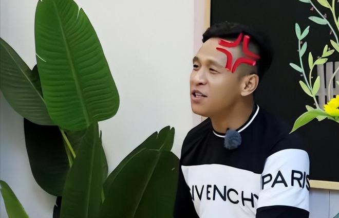 成名后抛弃原配，与女粉丝结婚生娃的宋小宝，近况令人唏嘘_成名后抛弃原配，与女粉丝结婚生娃的宋小宝，近况令人唏嘘_