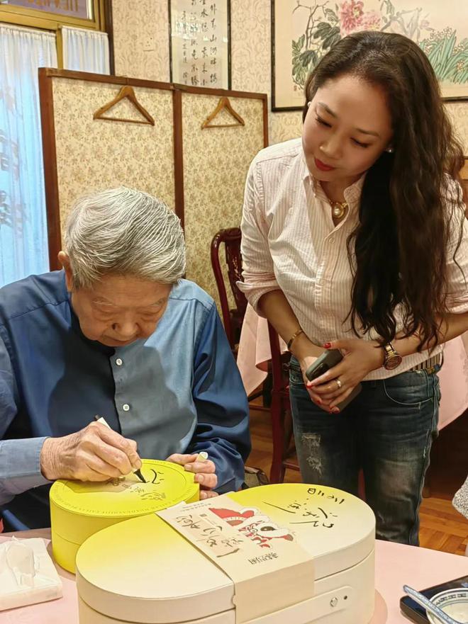 蔡澜去世4天被炮轰：逼良为娼，拍三级片起家，身体搞坏才无儿女_蔡澜去世4天被炮轰：逼良为娼，拍三级片起家，身体搞坏才无儿女_