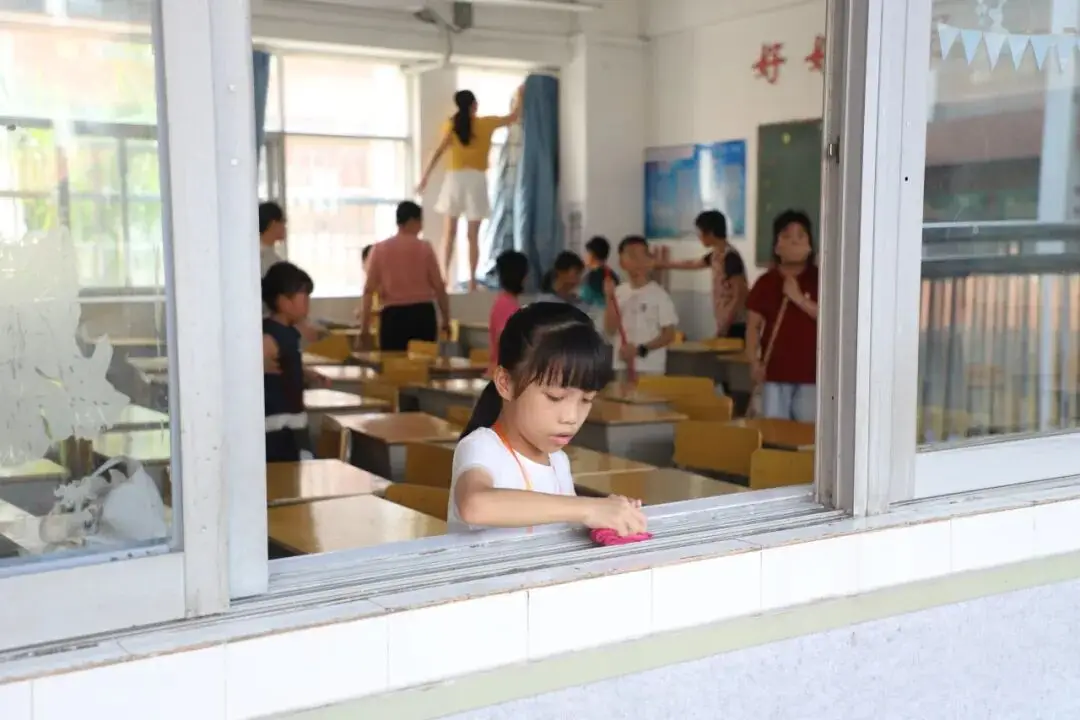 守护校园美篇_守护开学季_