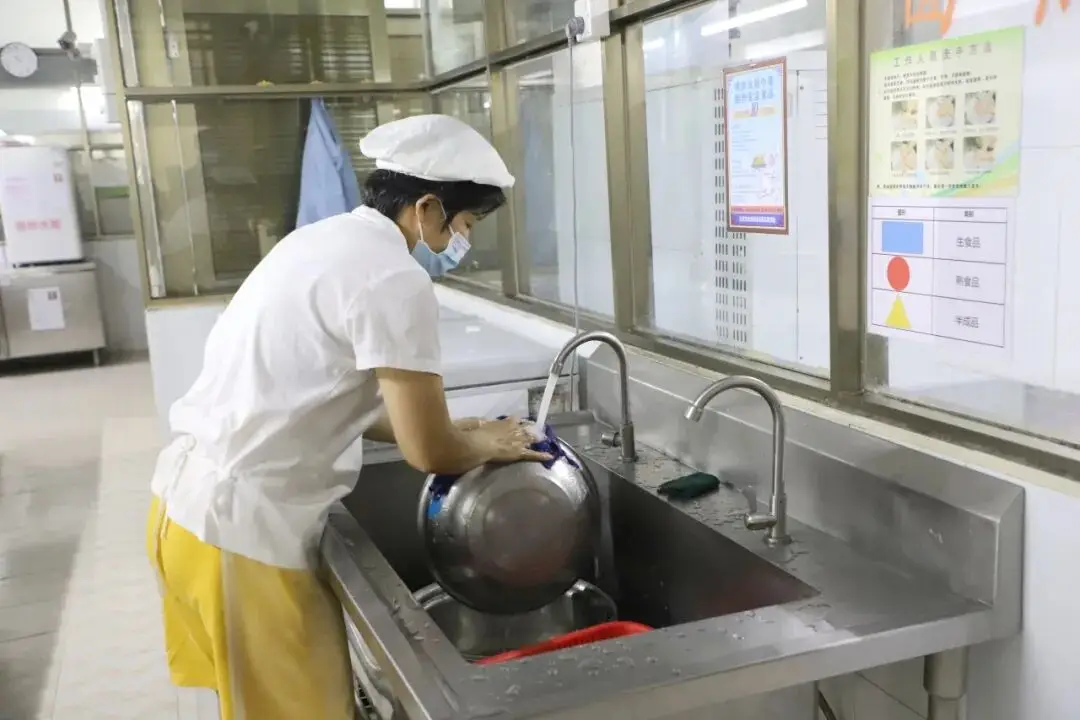 _守护开学季_守护校园美篇