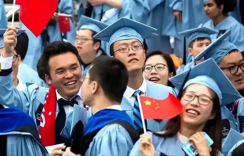 特朗普签署令__特朗普工作签证禁令