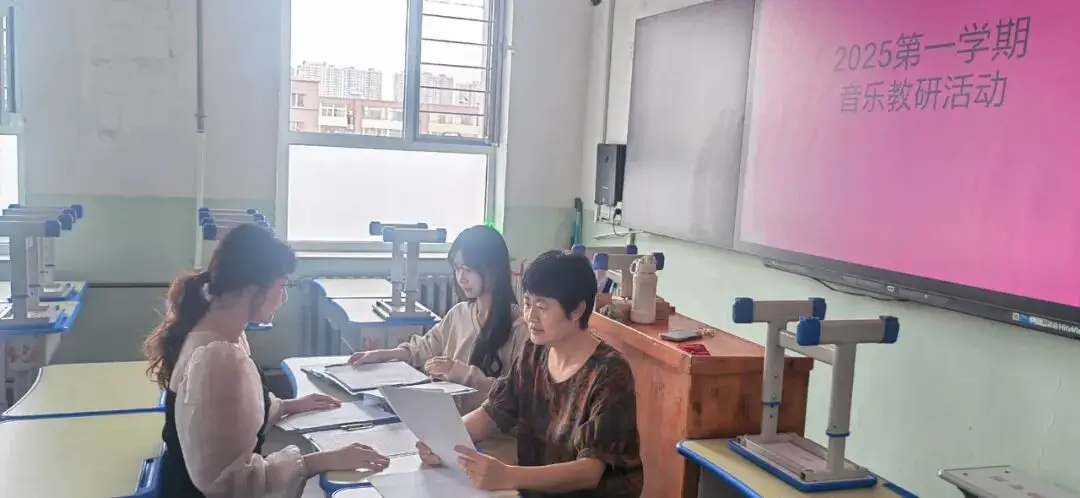 _中考备课组经验交流发言稿_中考备课组计划