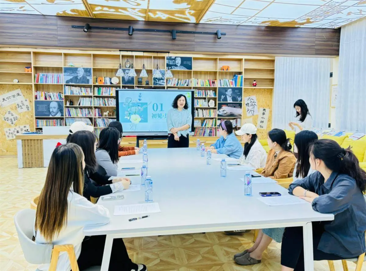 这家幼儿园把数学课变成游戏，还让家长当”营养师”？