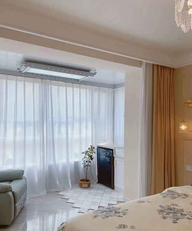 儿媳睡懒觉__儿子儿媳住主卧好不好
