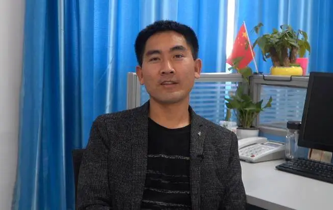 原创那个背母亲上大学的刘秀祥，曾打工睡猪圈，现在他怎么样了？_原创那个背母亲上大学的刘秀祥，曾打工睡猪圈，现在他怎么样了？_