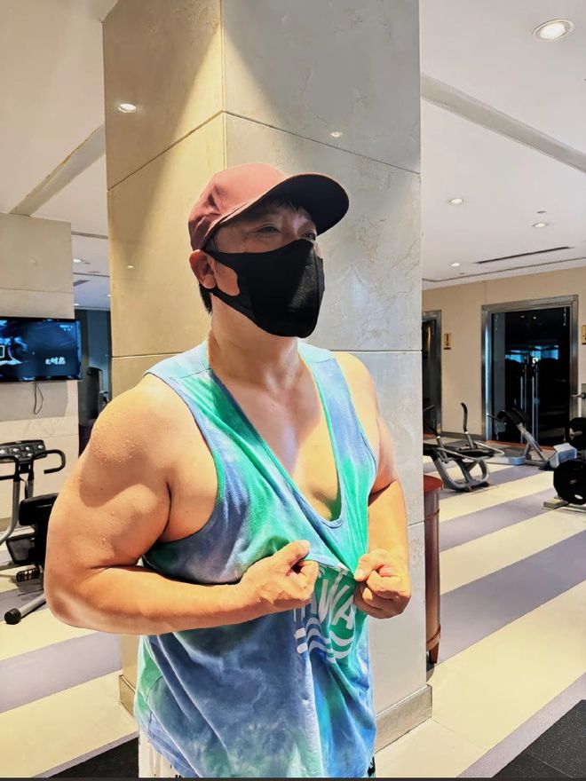 沈腾和贾冰合作的小品_播放沈腾和贾玲_
