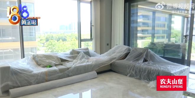 _女子花超千万在杭州买公寓，入住前夕楼上漏水，律师：协商不成可起诉_女子花超千万在杭州买公寓，入住前夕楼上漏水，律师：协商不成可起诉