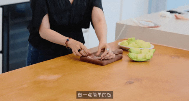 _从市区大平层搬到郊区小院，花4年装出了一个让我“神完气足”的理想家_从市区大平层搬到郊区小院，花4年装出了一个让我“神完气足”的理想家