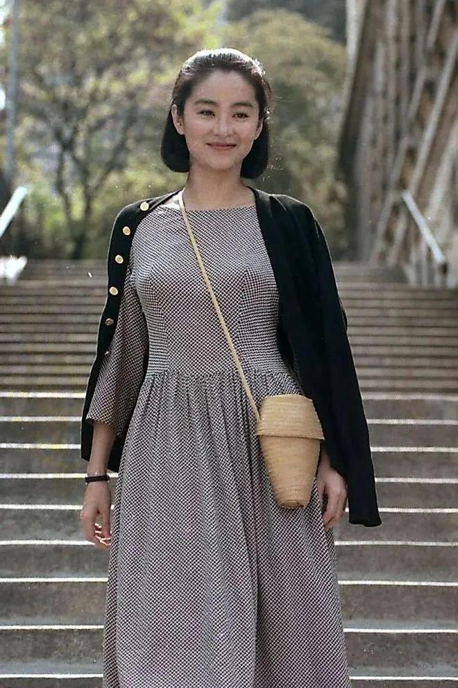 _什么时候才能停止对马思纯身材的审视？_什么时候才能停止对马思纯身材的审视？