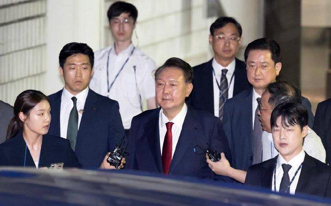 山东老师棒杀儿童细节曝光__躺着内衣容易走位