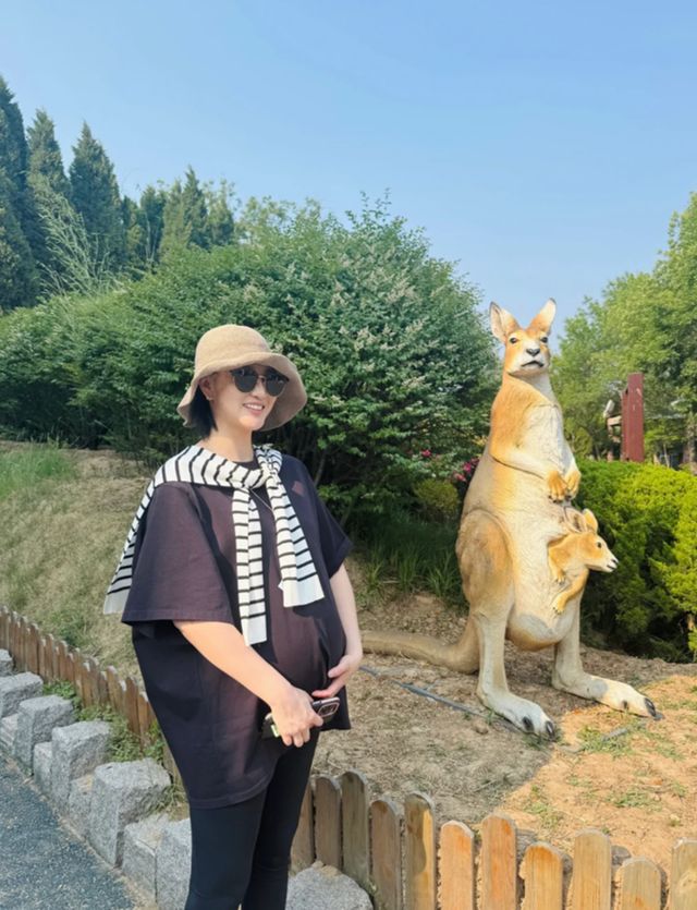 _毛毅侯梦莎官宣产女，一家三口幸福同框，宝宝露出笑容有酒窝好萌_毛毅侯梦莎官宣产女，一家三口幸福同框，宝宝露出笑容有酒窝好萌