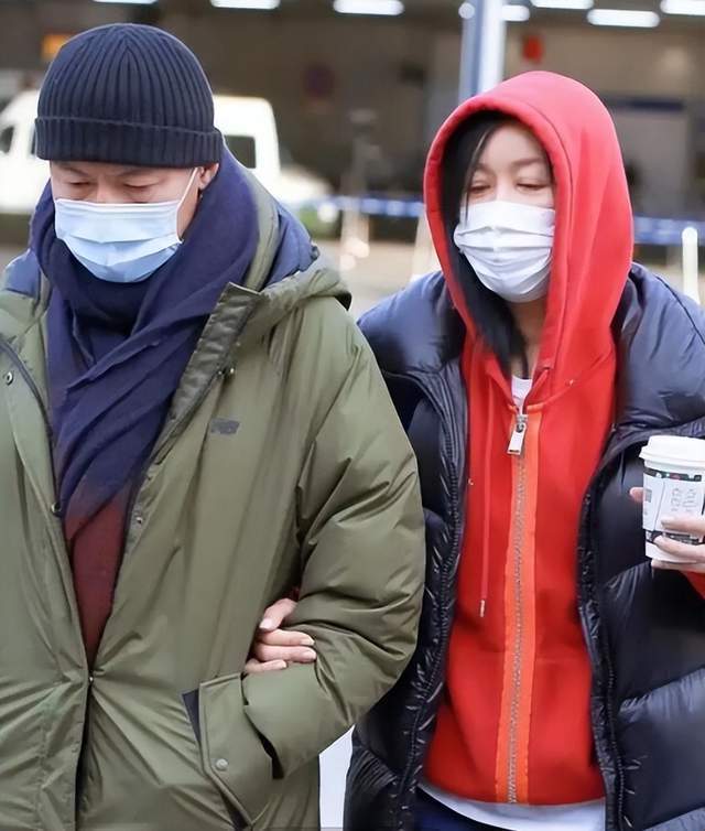 那英同款手镯_那英首饰_