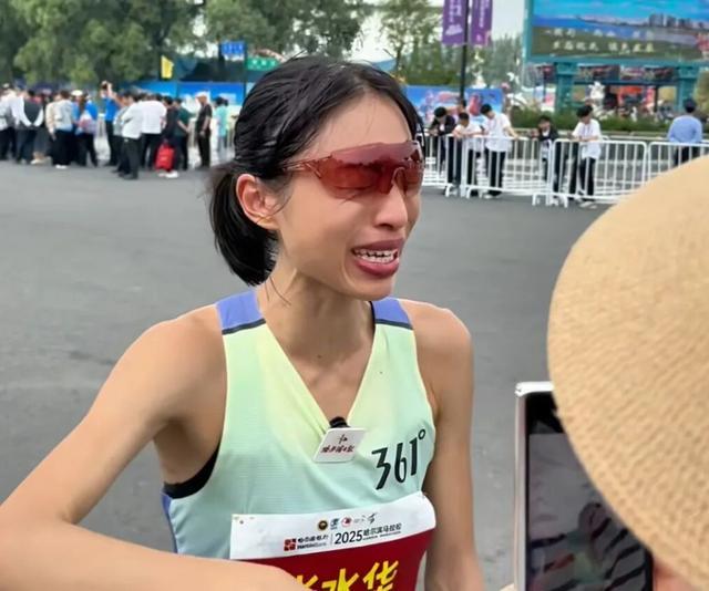 马拉松的医护人员要做些什么__马拉松医护跑者