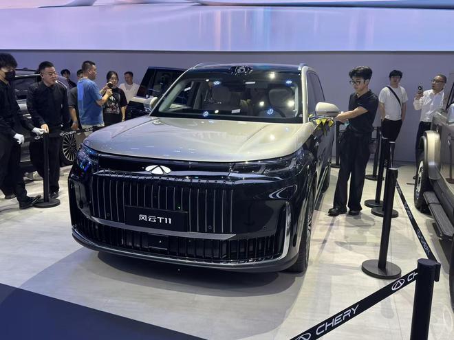 又一个大六座的旗舰SUV 风云T11成都车展首发