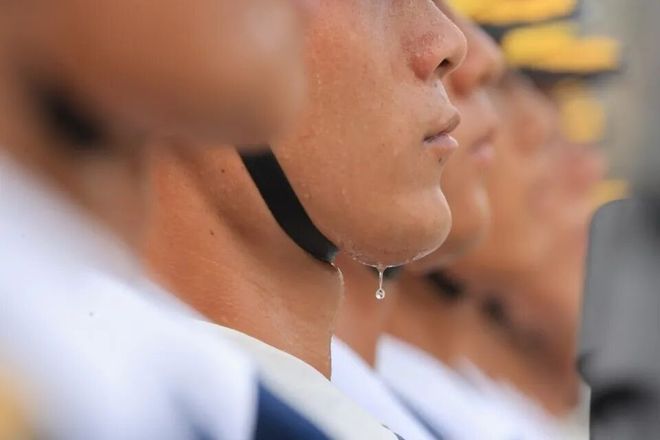 印度总统莫迪手劲_印度总统莫迪动图_