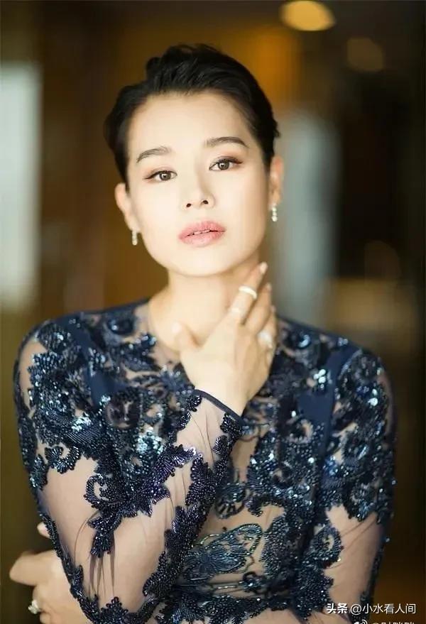 高龄生三胎，老公又去夜店，胡杏儿尴尬回应，给所有女人提了个醒_高龄生三胎，老公又去夜店，胡杏儿尴尬回应，给所有女人提了个醒_