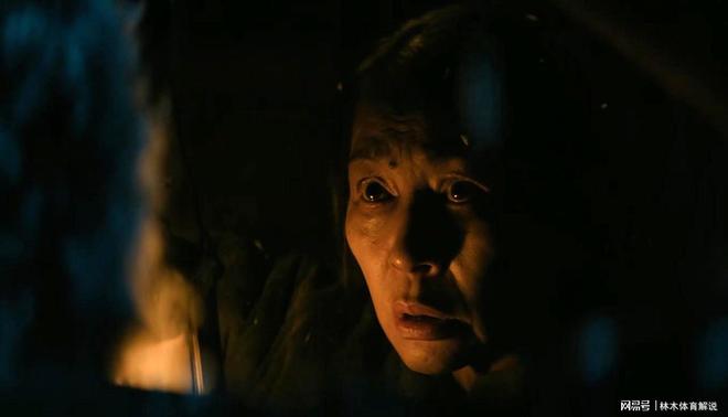_戏里土掉渣，戏外时髦精，《归队》59岁的的她才是“人间清醒”！_戏里土掉渣，戏外时髦精，《归队》59岁的的她才是“人间清醒”！