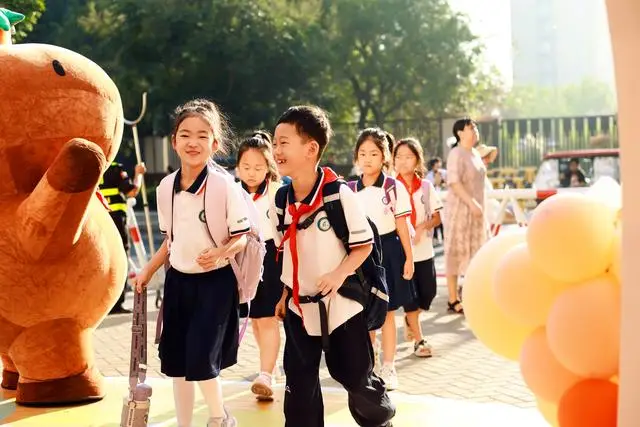 郑州高新区荣邦城小学秋季开学典礼