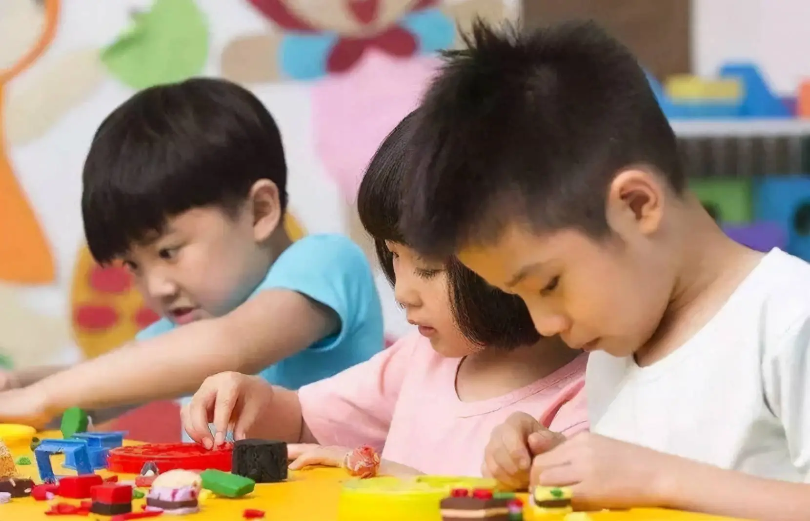 _父母弥爱孩子做错事的句子_孩子说话没底气怎么办