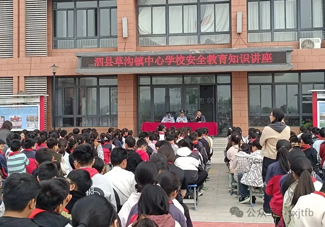 多彩校园句子摘抄__多彩校园快乐童年绘画
