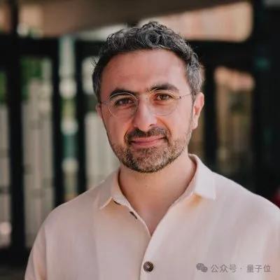 _奥特曼断腿_奥特曼失败的图片