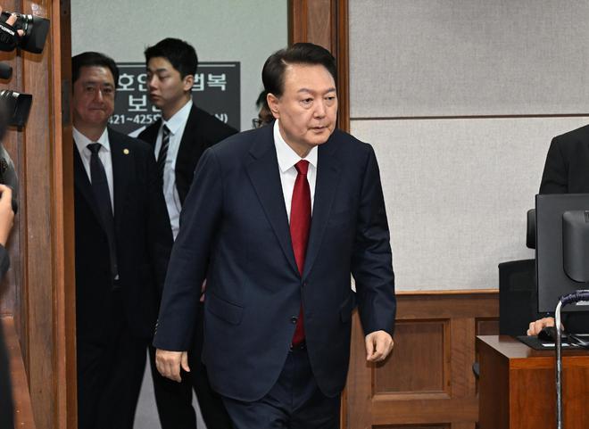 韩大选冲刺，四位前总统“出手”！3人支持金文洙，尹锡悦被指“帮倒忙”_韩大选冲刺，四位前总统“出手”！3人支持金文洙，尹锡悦被指“帮倒忙”_