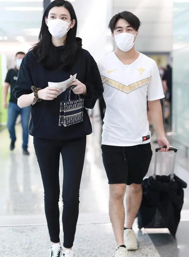 _迪士尼保姆_迪士尼保安姐姐