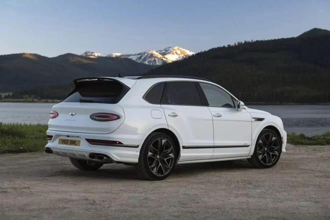 4.0T V8动力升级3.4秒破百 宾利添越Speed官图发布