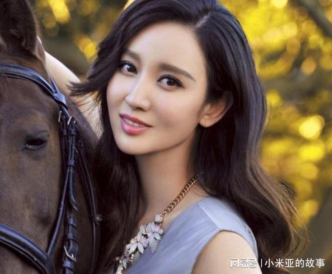 李晨回应天价菜单_戴流苏耳环第二部播出_
