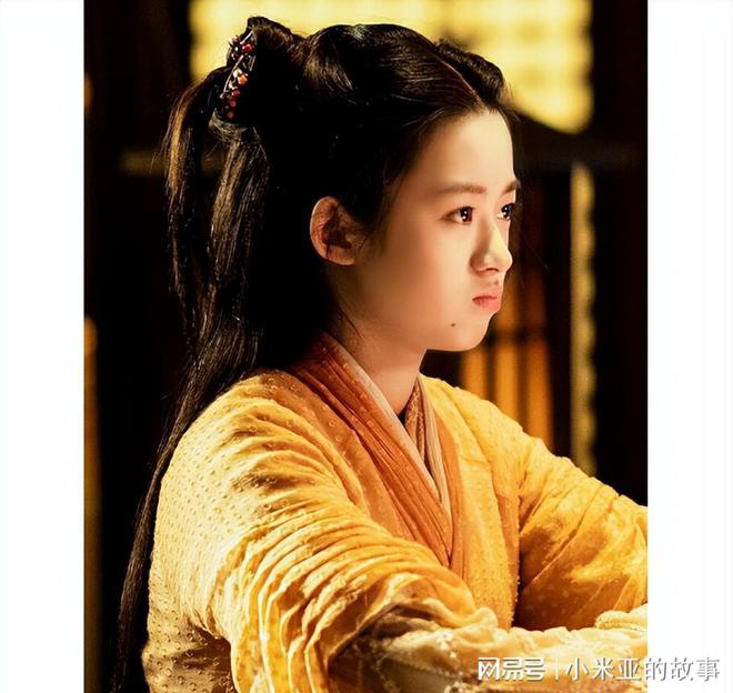 戴流苏耳环第二部播出_李晨回应天价菜单_