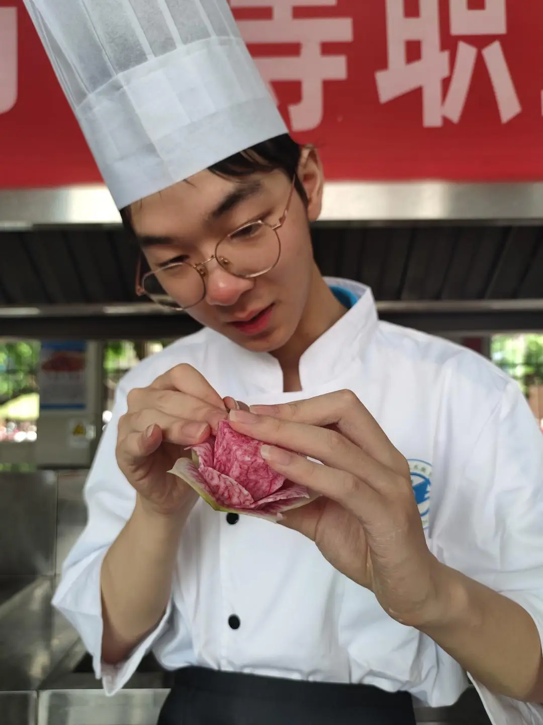 今年考炒青椒土豆丝！四川对口高考烹饪专业考生龚晟：高二转校读职高，渴望成国家一级厨师