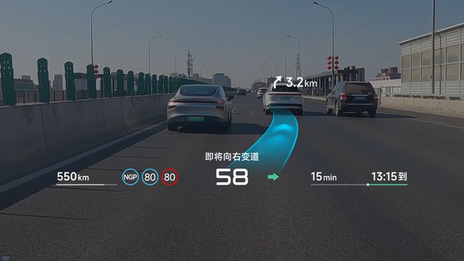 算力灭霸首搭3块图灵AI芯片 小鹏G7预售23.58万元