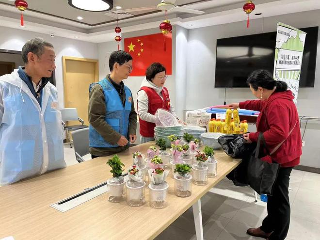 小区楼道充电如何处罚__小区充电经常被拔怎么办