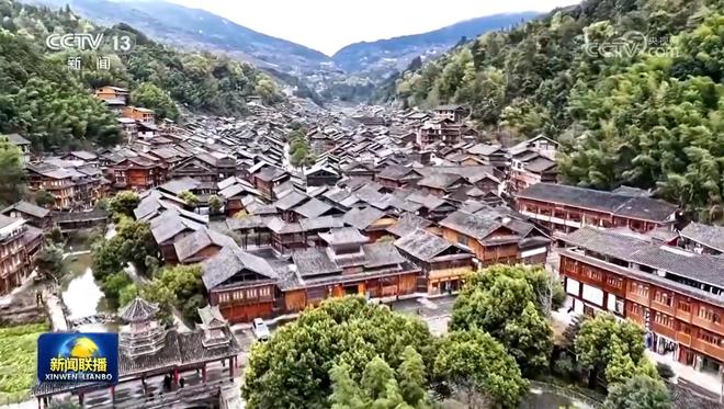 _【习近平总书记今年以来治国理政纪实】奋力打开改革发展新天地_【习近平总书记今年以来治国理政纪实】奋力打开改革发展新天地