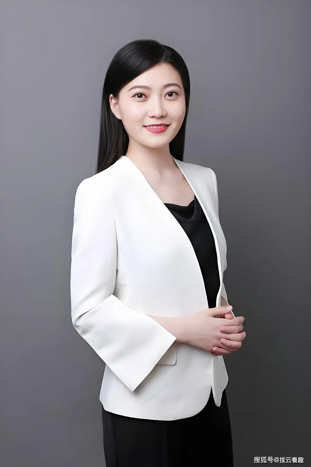 教师年薪25万实际到手_年薪制教师_