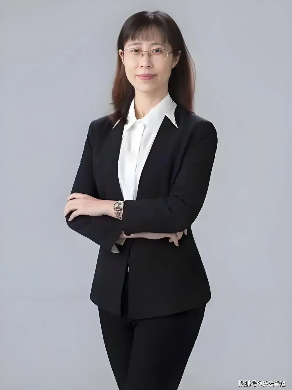 年薪制教师__教师年薪25万实际到手