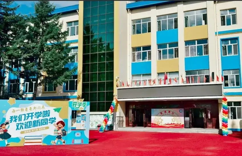 _俄罗斯学生汉语语音偏误_汉语在俄罗斯是必修课吗