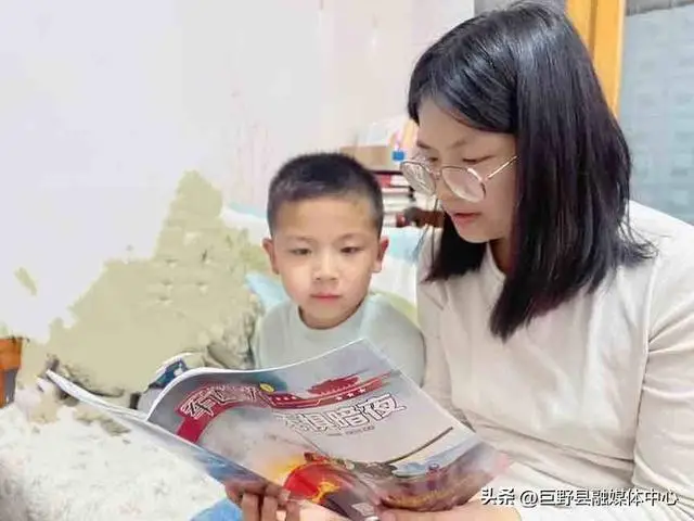 【银杏树下∙爱阅读】董官屯镇董海小学举行世界读书日系列活动_【银杏树下∙爱阅读】董官屯镇董海小学举行世界读书日系列活动_