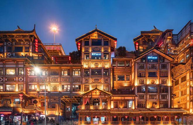五一适合去哪里旅游__反向爬山