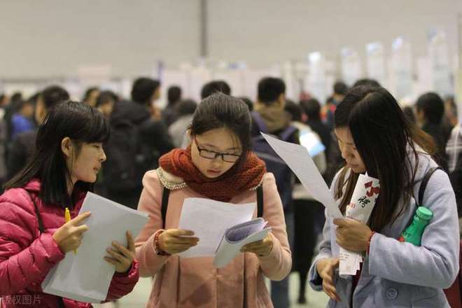 学校招聘会有传销么_来学校招聘的公司好嘛_