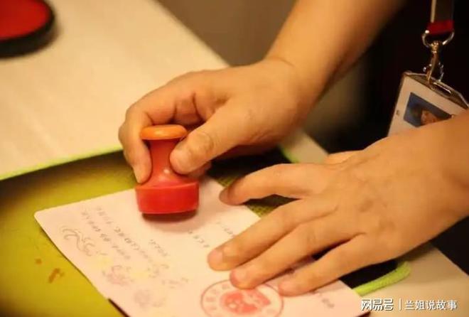 公婆离异_离婚时公婆能向儿媳要哪些钱_