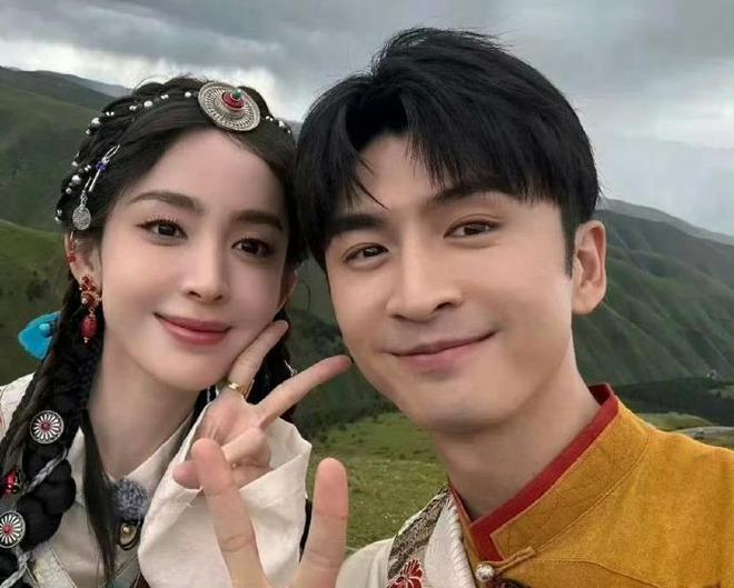 分手大师娜扎凸点_张翰古力娜扎分手了吗_