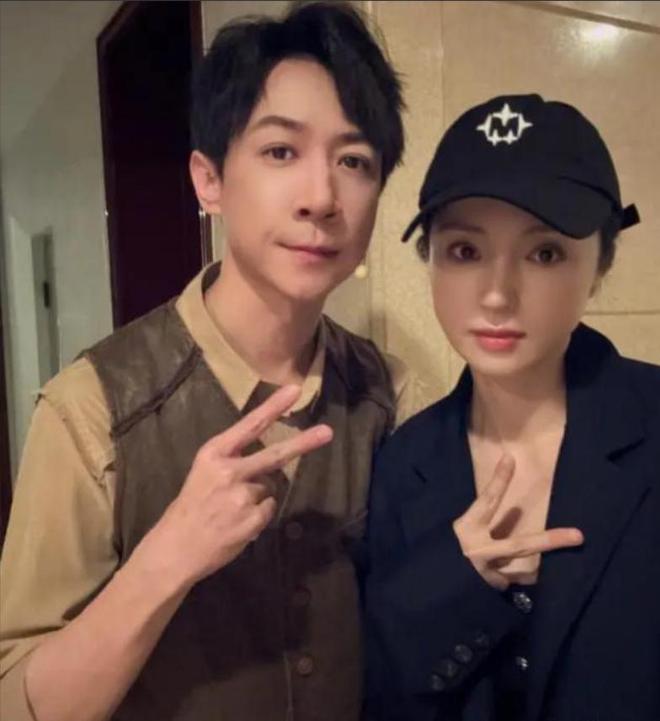 奇葩说第六季官宣__陈乔恩官宣结婚