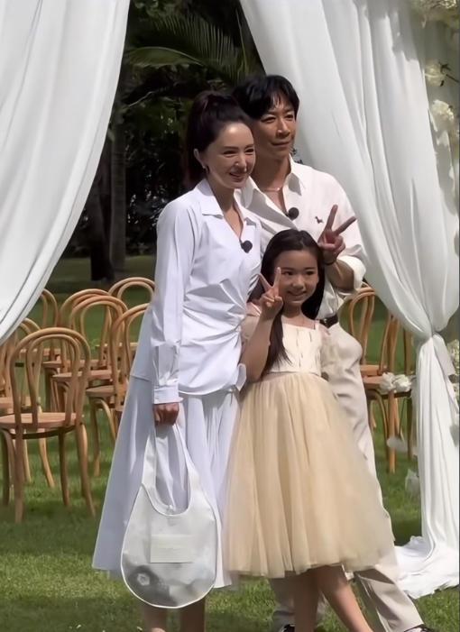 _陈乔恩官宣结婚_奇葩说第六季官宣