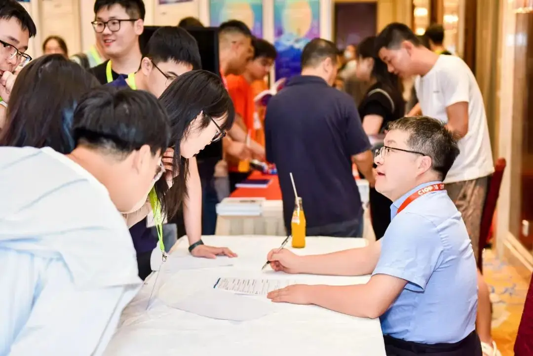 专家免费帮你改简历，轻松拿到好职位！| CIOP同期活动_专家免费帮你改简历，轻松拿到好职位！| CIOP同期活动_
