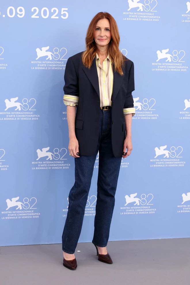 舒淇，Tilda Swinton惊艳威尼斯，这届红毯太养眼了！__舒淇，Tilda Swinton惊艳威尼斯，这届红毯太养眼了！