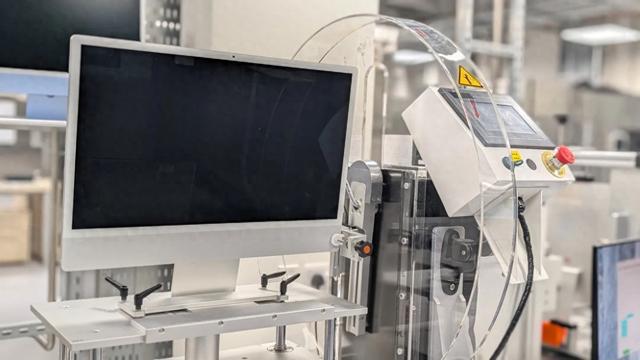 走进苹果爱尔兰测试实验室：你的iPhone如何在沙尘、高温和盐水中生存