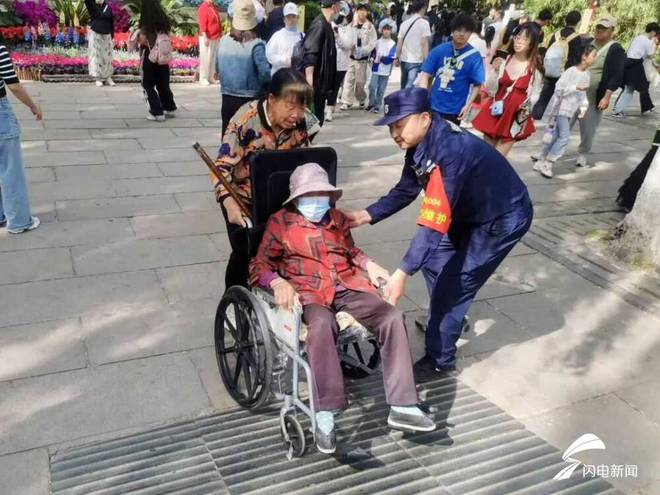2000万像素照片分辨率_各国反垄断主管机构_