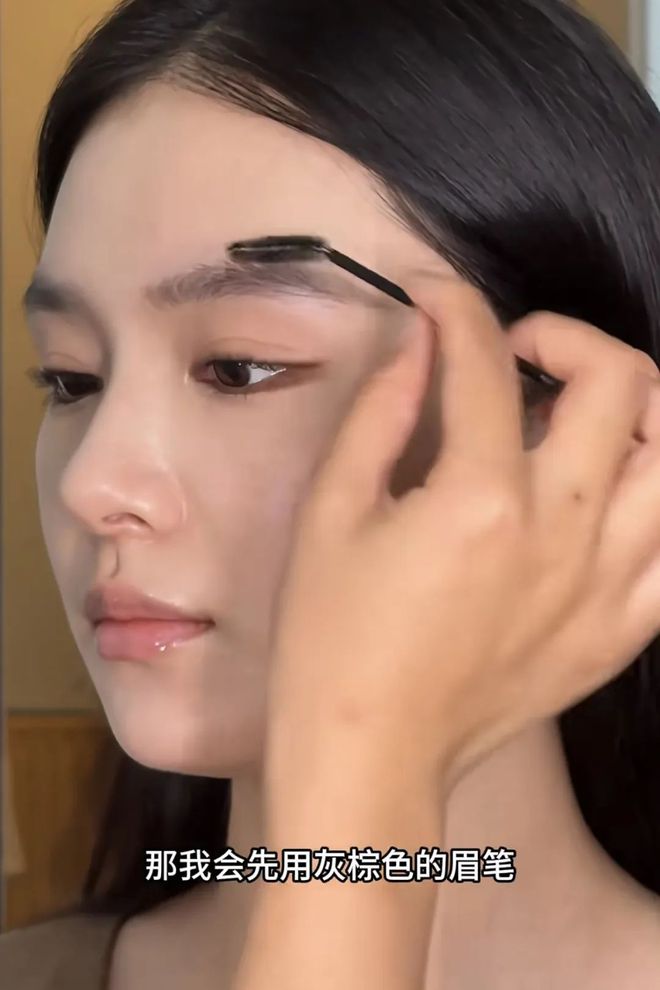 _泰权威！复刻三分已成浓颜贵女_泰权威！复刻三分已成浓颜贵女